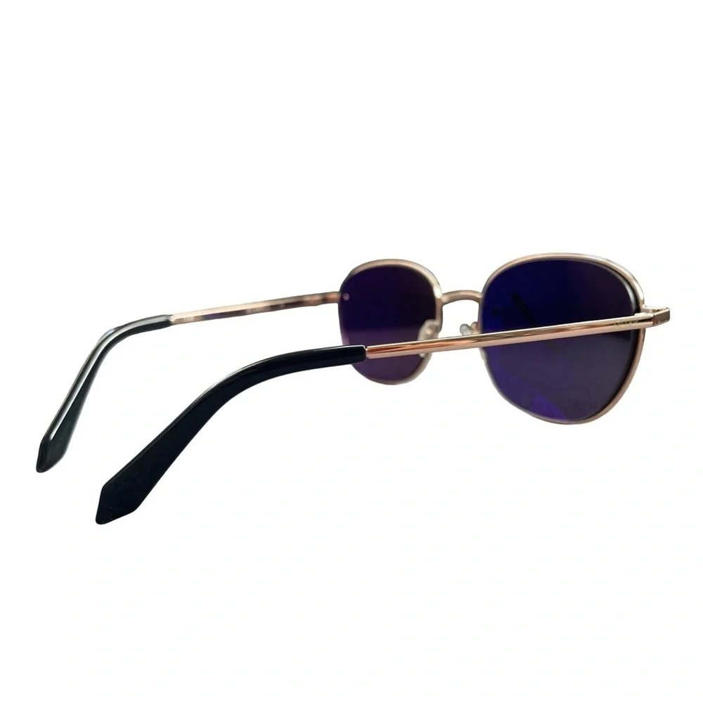 Quay Jezabell Gold Round Metal Frame Sunglasses with Smoke Polarized Lenses